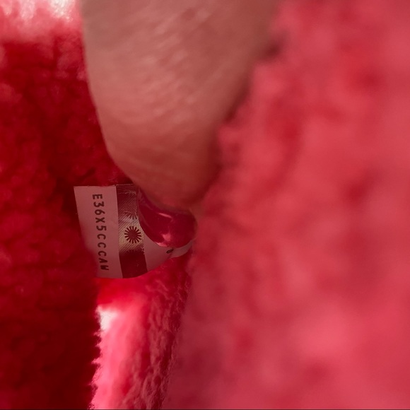 NWOB UGG Women's Fluffita Sheepskin Slipper Slide Sandals - Picture 11 of 11